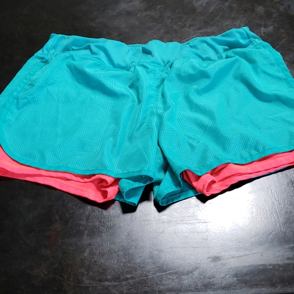 Danskin Now semi-fitted work out shorts